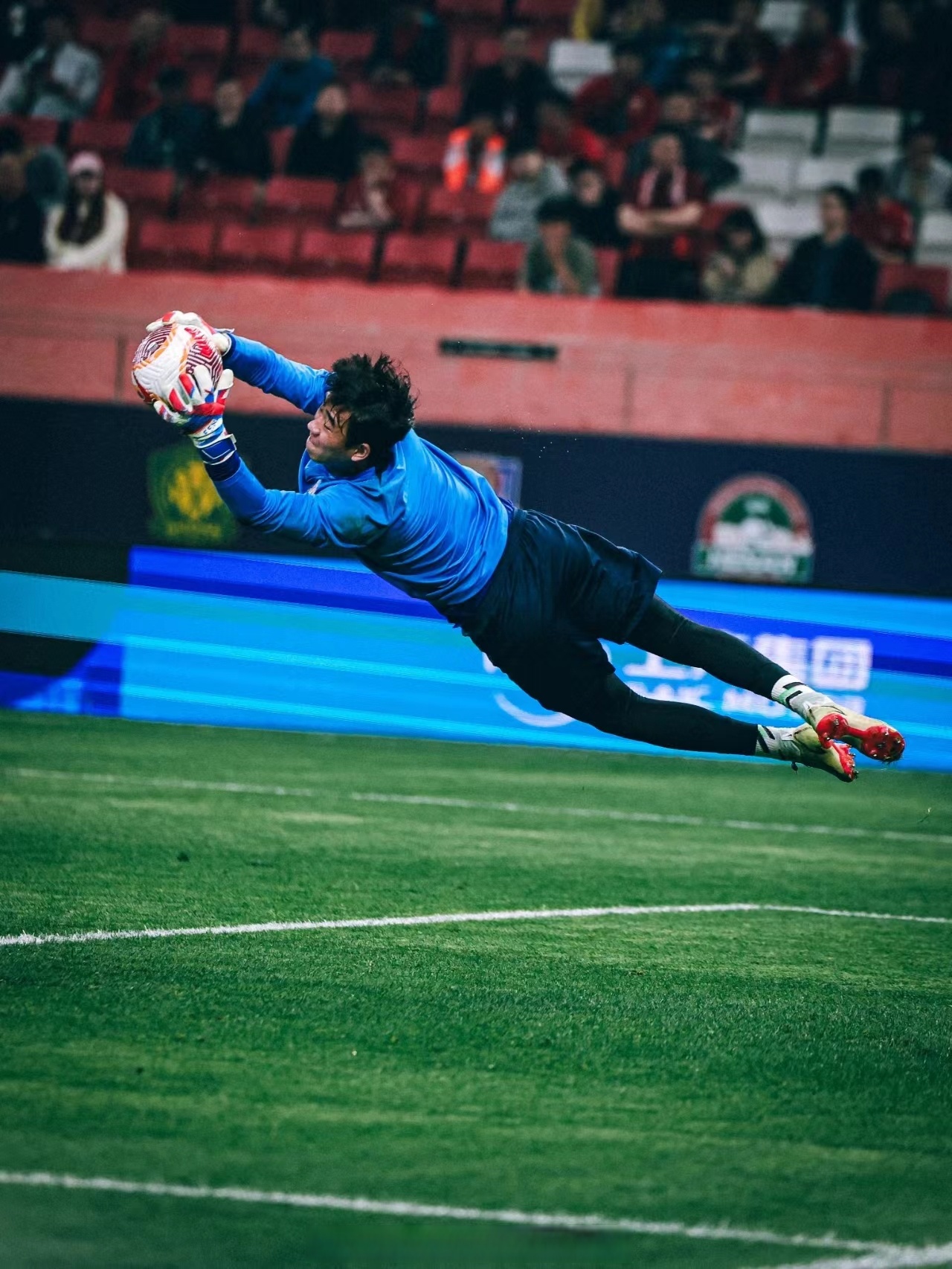 九游登录入口-印第安纳步行者发布备战花絮，窗口期远射贴柱，欧超杯任务艰巨，年轻球员得到机会(波士顿凯尔特人vs印第安纳步行者)