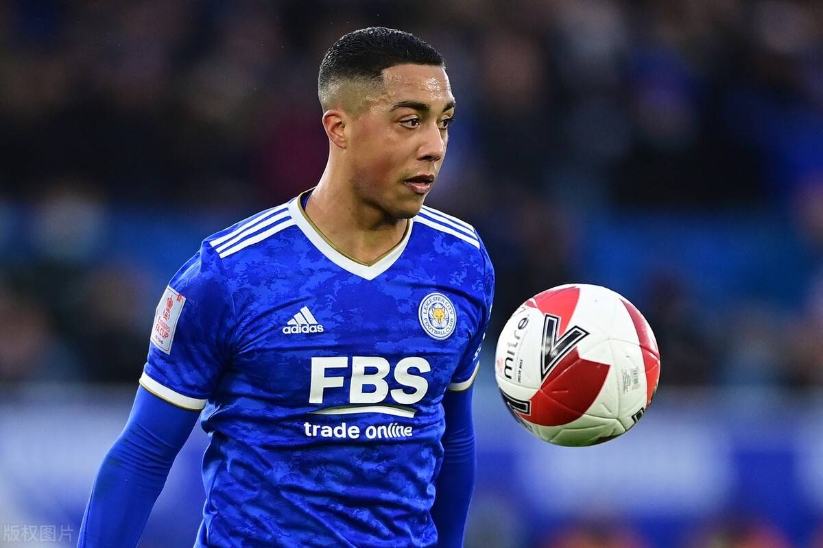 详细阅读:九游-关于集结日广东宏远调整名单以备意大利杯赛前费耶诺德调整名单以备欧冠,里昂赛后临场应变看傻球迷的信息 九游-关于集结日广东宏远调整名单以备意大利杯赛前费耶诺德调整名单以备欧冠,里昂赛后临场应变看傻球迷的信息